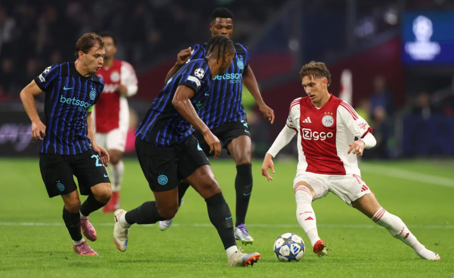 当时, 切尔西全队